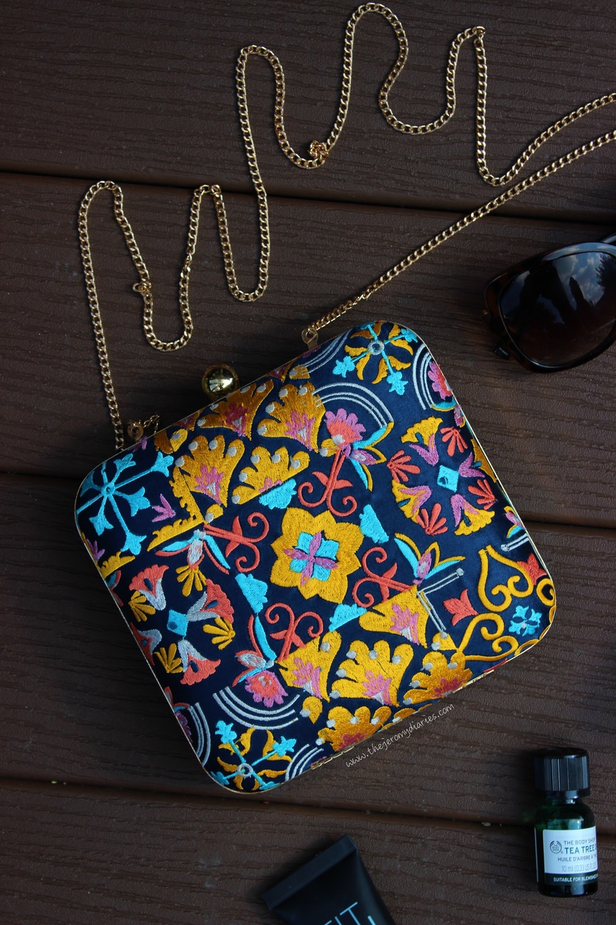 Chumbak sling sales bag